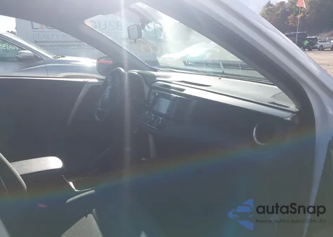 2014 Toyota Rav4 Le z USA, uszkodzony, nr VIN JTMBFREV5ED060209